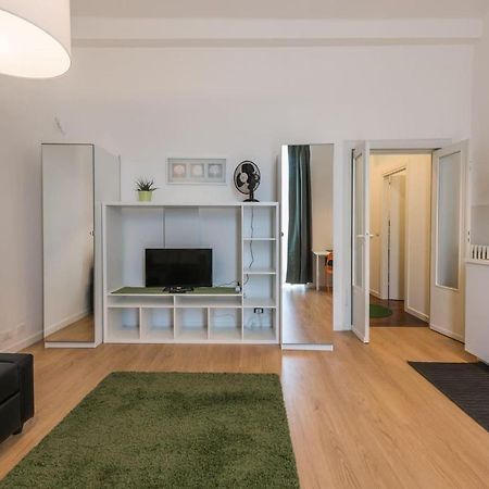 5Ino Apartment Бари Экстерьер фото