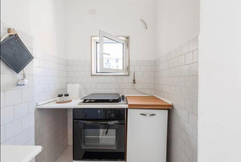 5Ino Apartment Бари Экстерьер фото