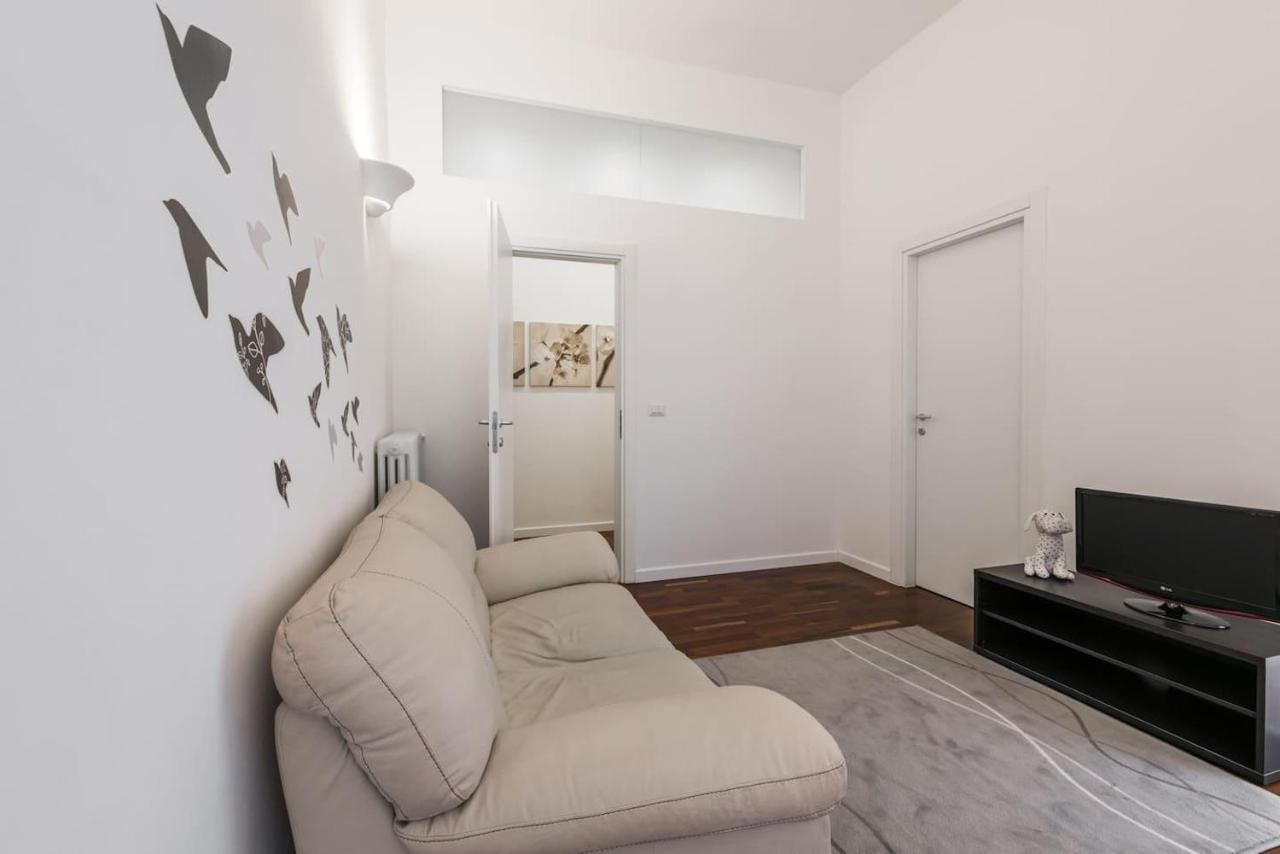 5Ino Apartment Бари Экстерьер фото