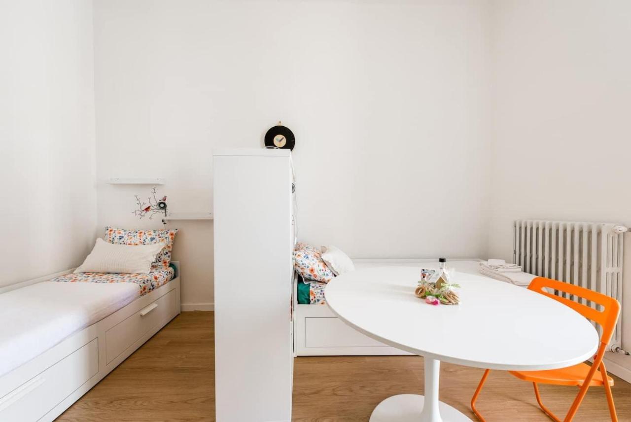 5Ino Apartment Бари Экстерьер фото