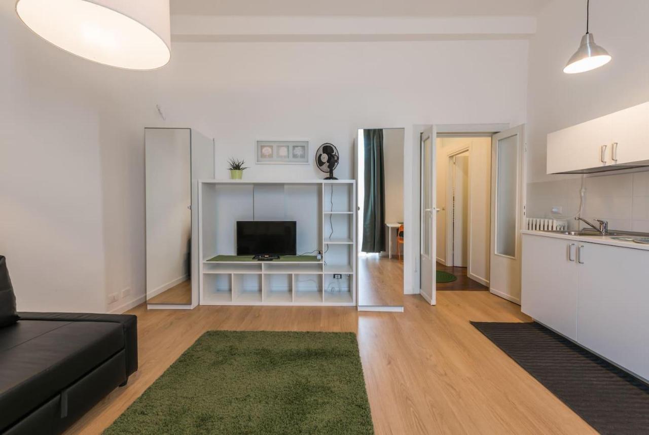 5Ino Apartment Бари Экстерьер фото